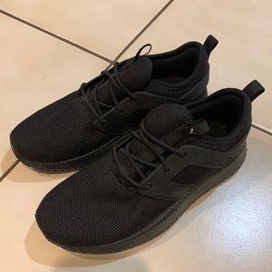 Boys Puma Soft Foam Slip on Sneaker Black Size 3C